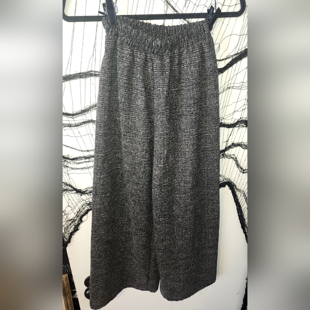 ✨️Elegant Charcoal Wide-Leg Pants✨️ - Picture 2 of 6